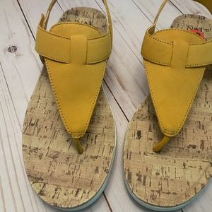 Naturalized Sandal Mustard color New Size 10